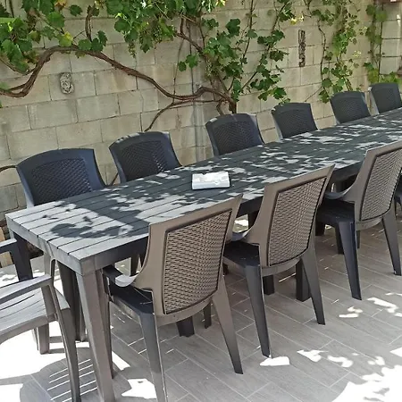 Arode Ovidius - * بالشيك