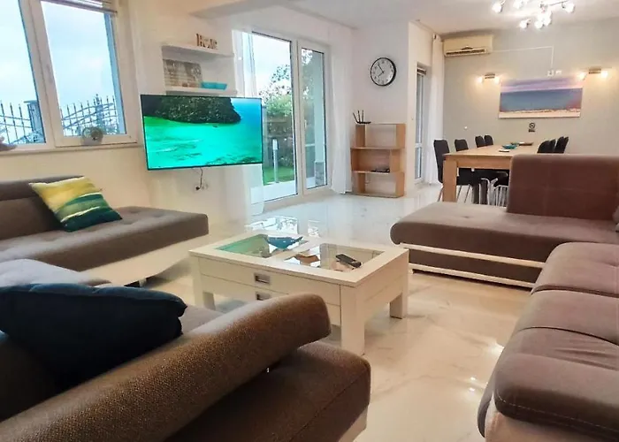 아파트 Arode Ovidius - 발치크