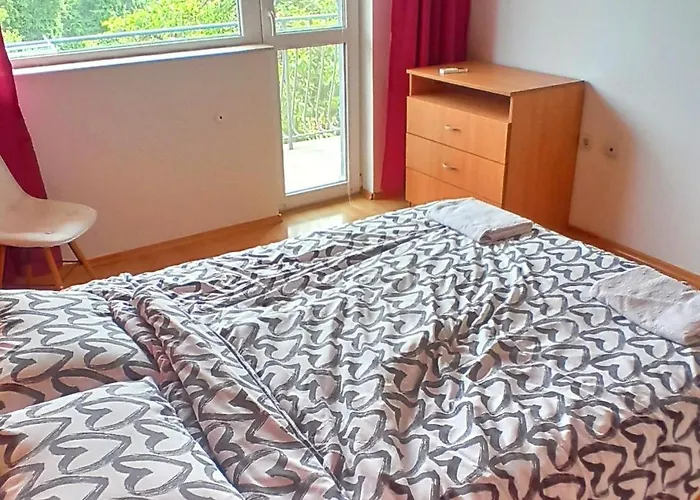 아파트 Arode Ovidius - *